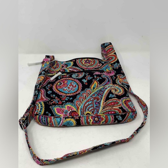 Vera Bradley Hipster Crossbody bag. NWT. “Parisian Paisley” - Picture 4 of 6